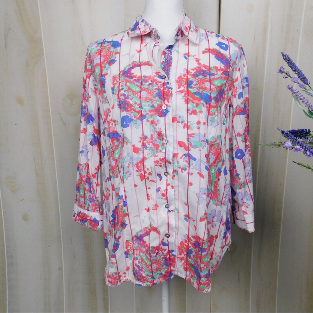 Robert Graham Patterned Button Up Shirt